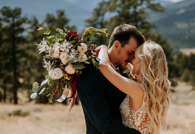 Bridal Bouquet Sturtz and Copeland Boulder CO
